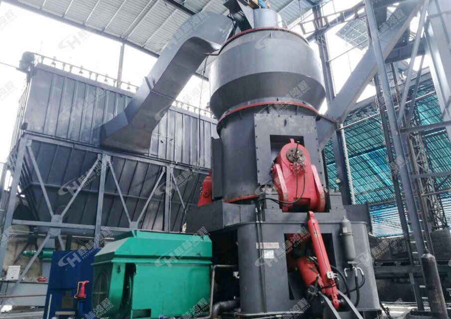 礦渣立磨生產線 立磨 立磨機 客戶現(xiàn)場 案例現(xiàn)場 HLM1700立磨